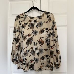 West Kei Cream Floral Blouse